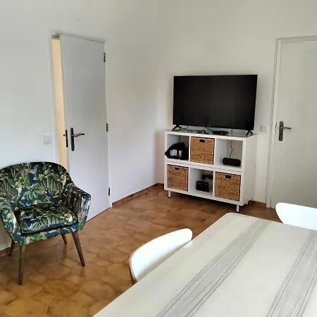 Apartment 2 Quinta Lamy - Casas & Papeis *